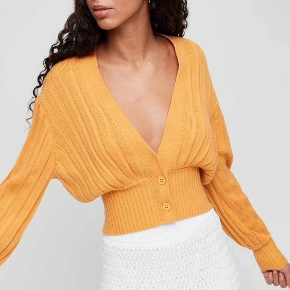 Aritzia Wilfred Thais Plunge Front Cardigan